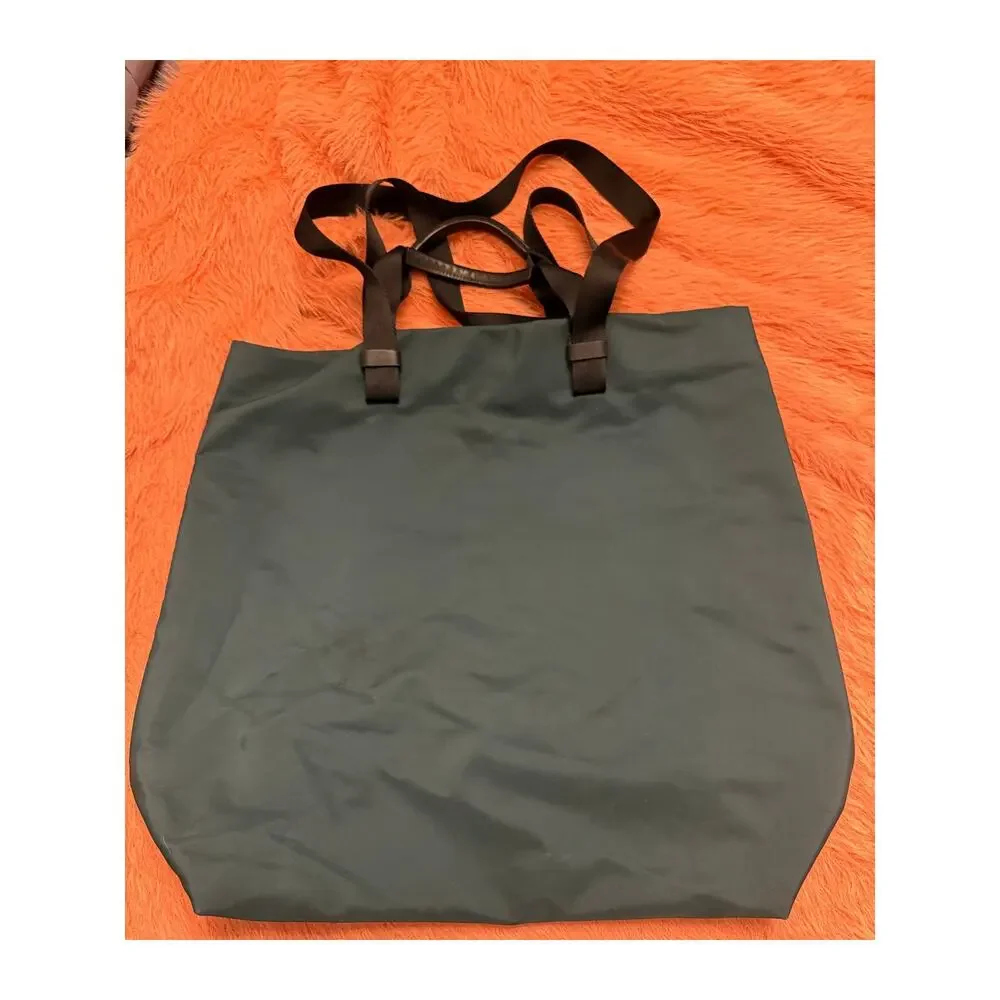 WANT Les Essentiels Dayton Nylon Extra Large Shopper Tote Green - Picture 6 of 6